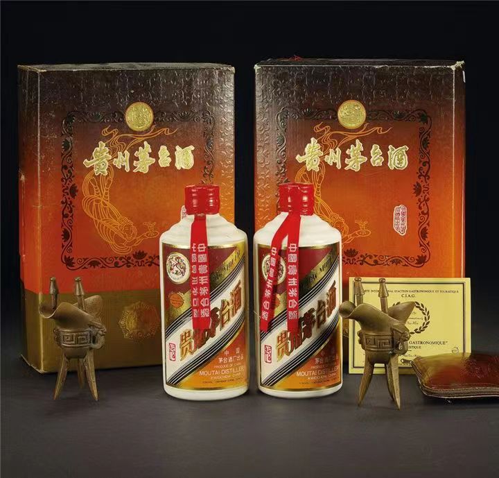 额尔古纳礼盒茅台酒回收